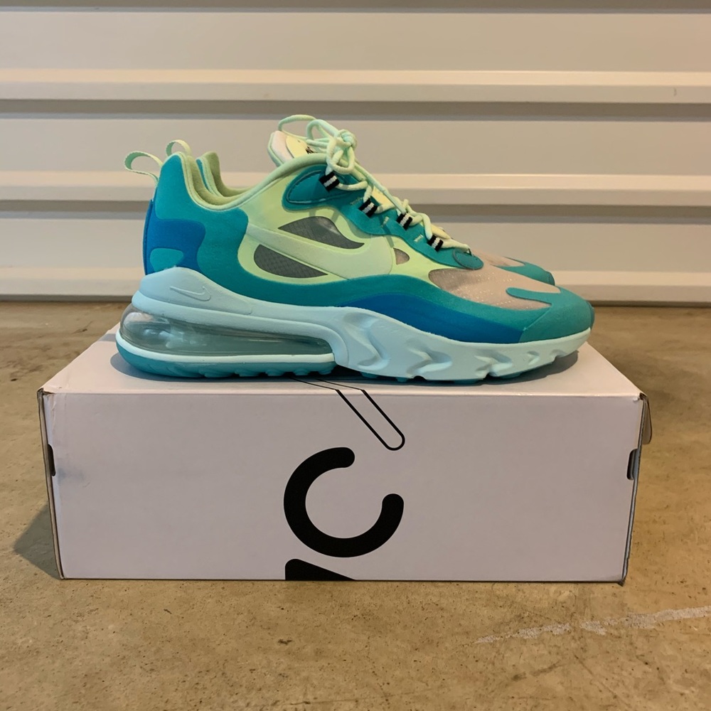 Men’s Nike Air Max Reacts 270’s Size: Men’s 10